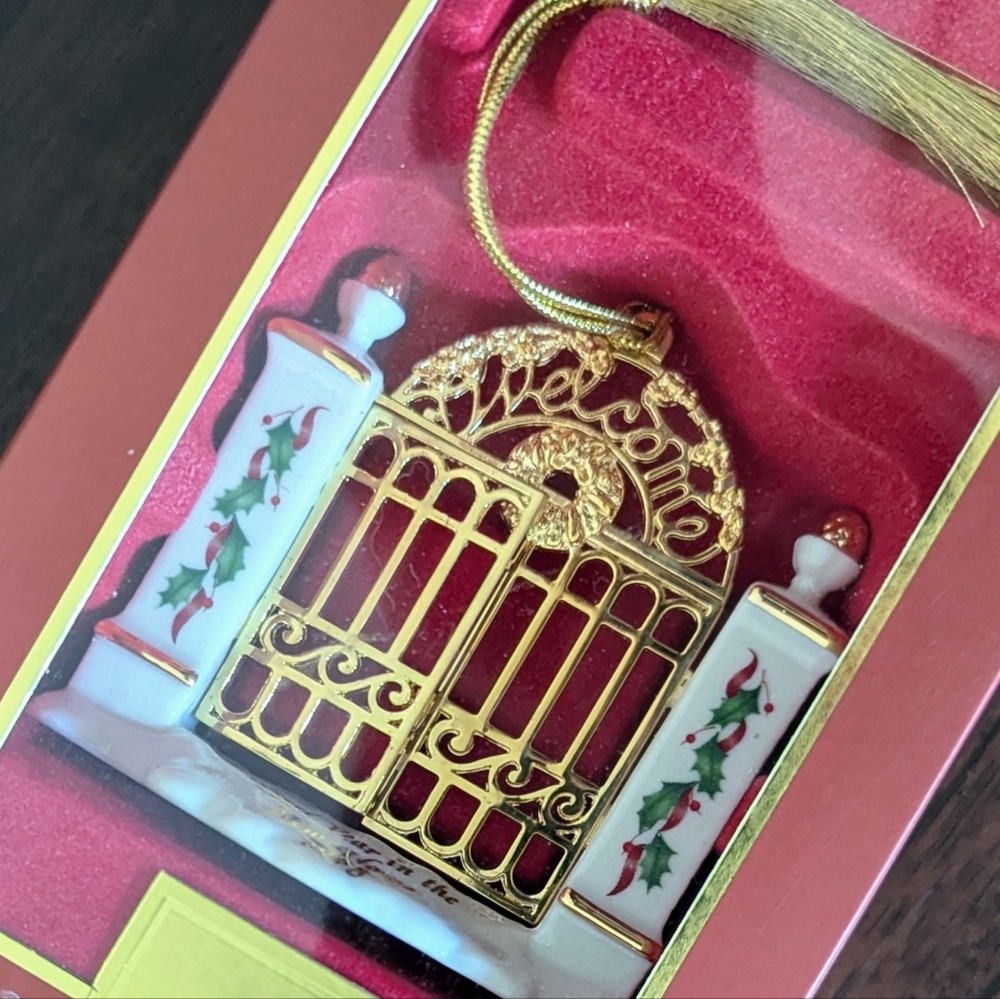 Lenox First Year in New Home Welcome Gate, Christmas Ornament 2008 Gold sparkle!
